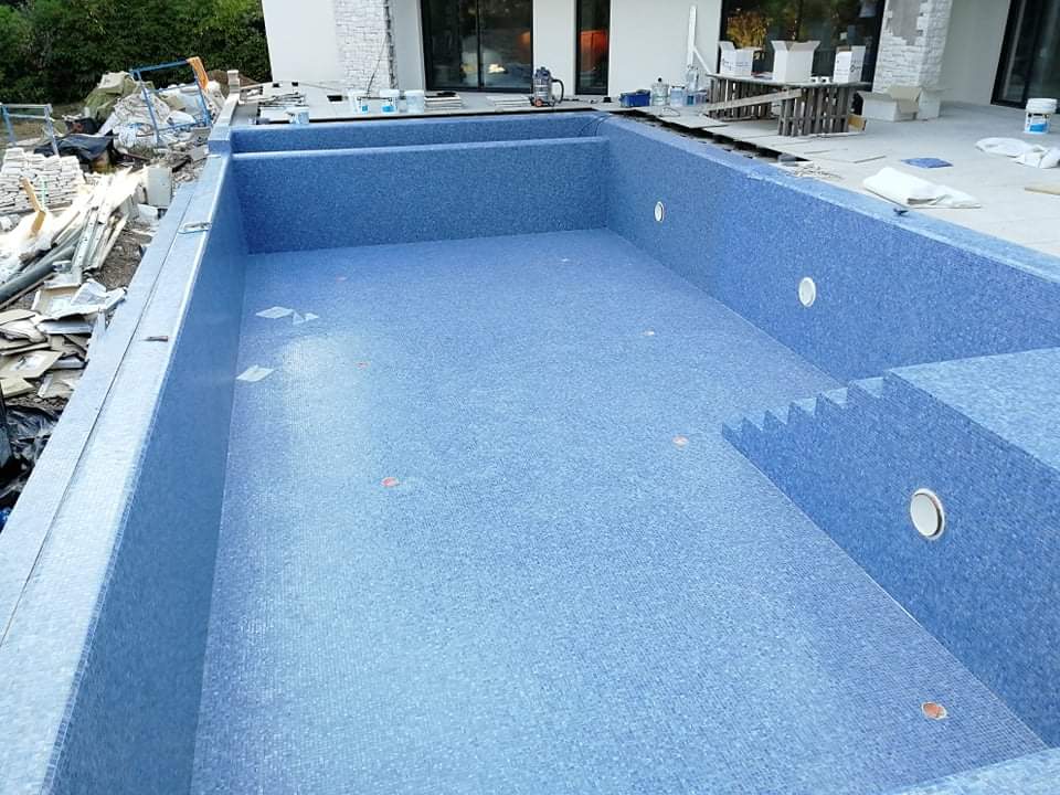 received_236698561508590